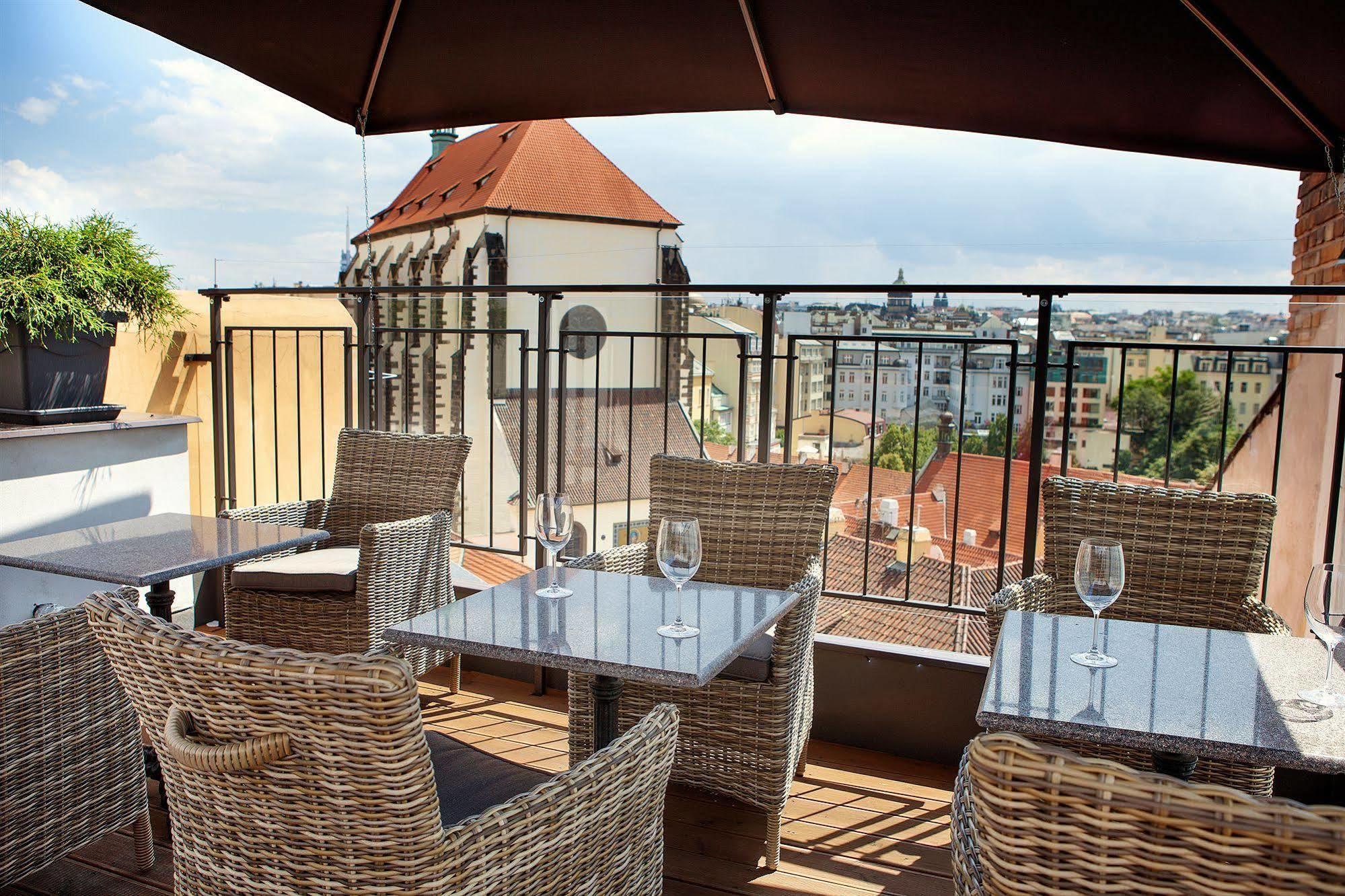 Jungmann Hotel Prague Exterior photo