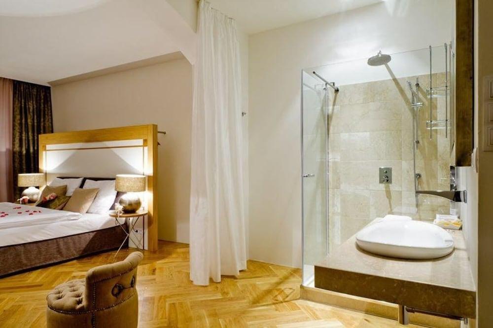 Jungmann Hotel Prague Exterior photo